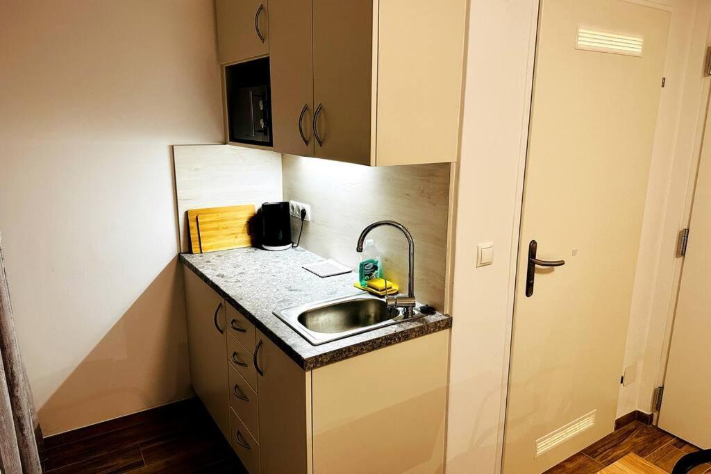 Ajo Vetmed - Contactless Check-in Vienne